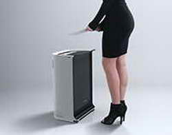 Полина Диброва, Марк Горобец с женой и Ян Гэ на премьере фильма Мажор в Дубае